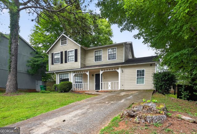 939 Lake Drive Court, Stone Mountain, GA 30088