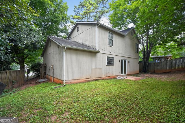 939 Lake Drive Court, Stone Mountain, GA 30088