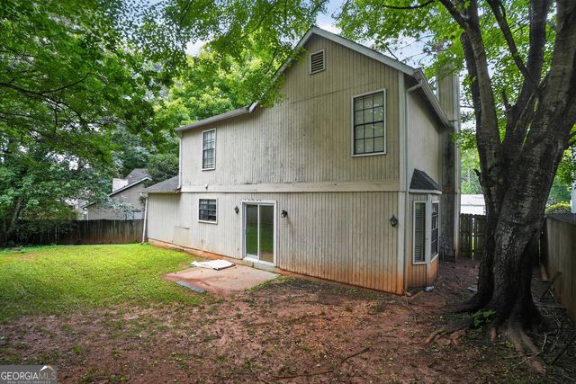 939 Lake Drive Court, Stone Mountain, GA 30088