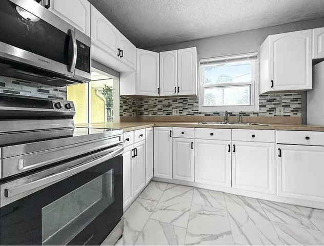 4679 W Martha Louise Dr, West Palm Beach, FL 33417