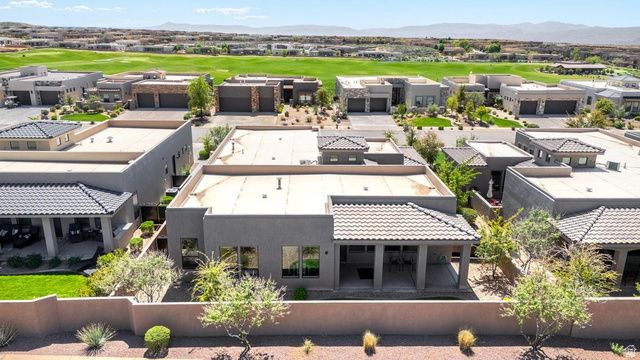 1480 W SHINNECOCK DR, St. George, UT 84770