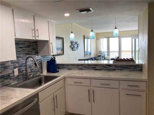 4000 Surfside Blvd 805, Corpus Christi, TX 78402