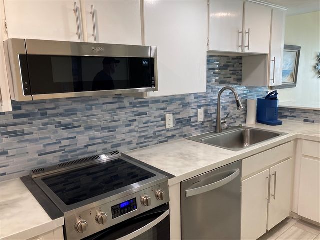 4000 Surfside Blvd 805, Corpus Christi, TX 78402