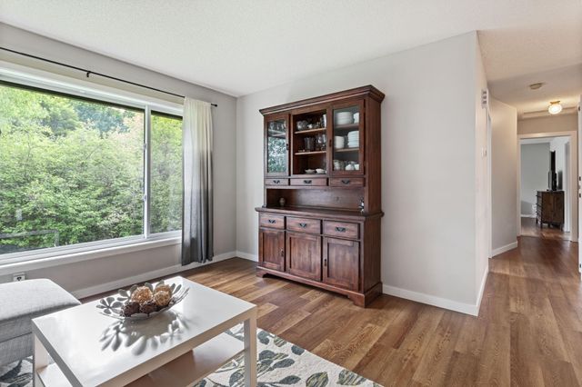 5551 Brickstone Court, Shoreview, MN 55126