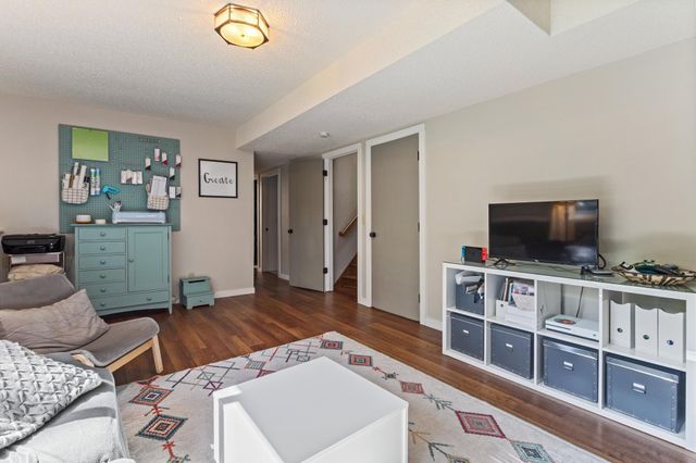 5551 Brickstone Court, Shoreview, MN 55126