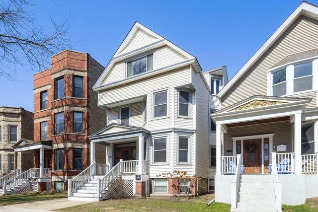 2108 W Addison Street, Chicago, IL 60618