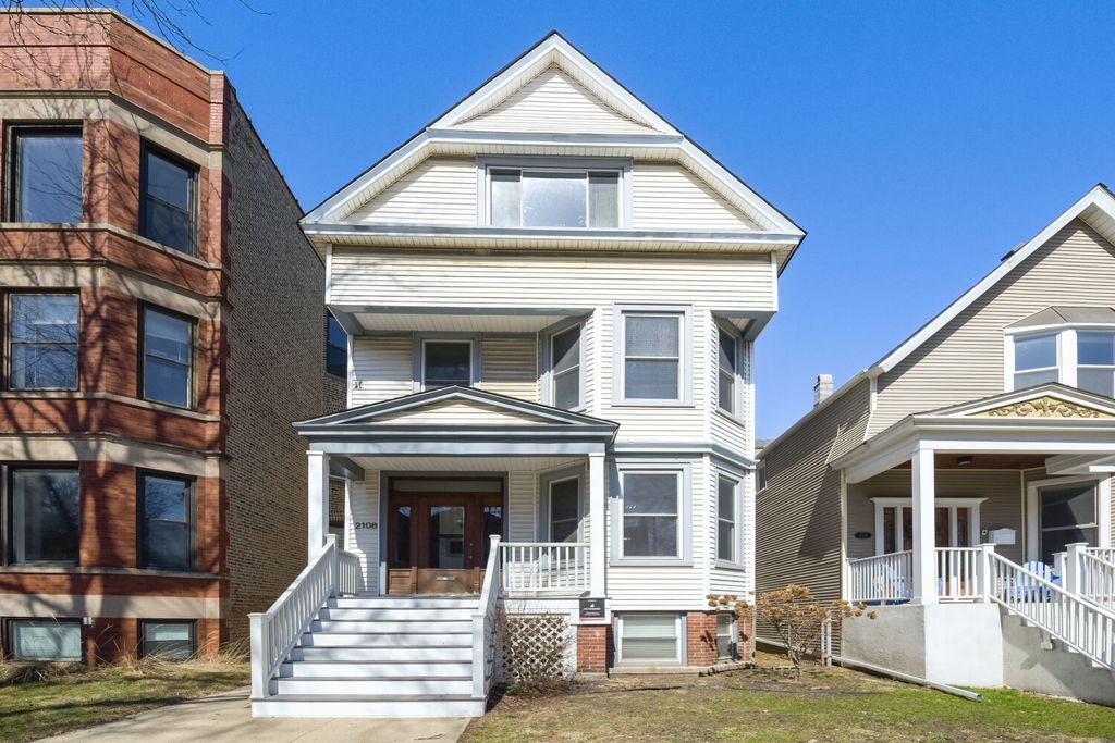 2108 W Addison Street, Chicago, IL 60618