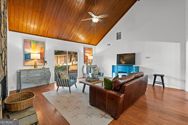 404 Sandown Drive, Peachtree City, GA 30269