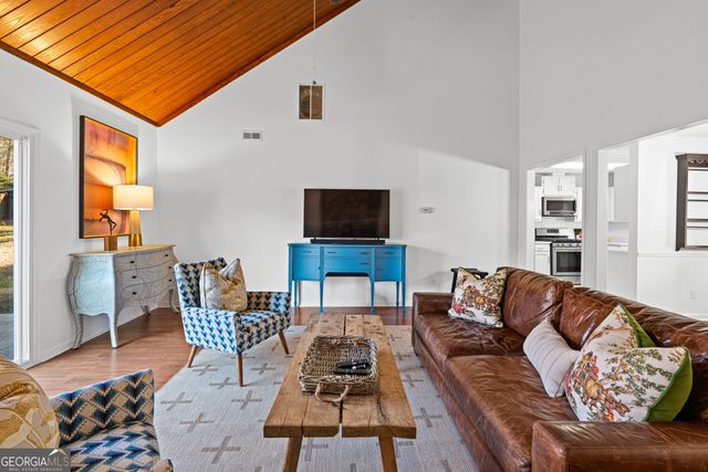 404 Sandown Drive, Peachtree City, GA 30269