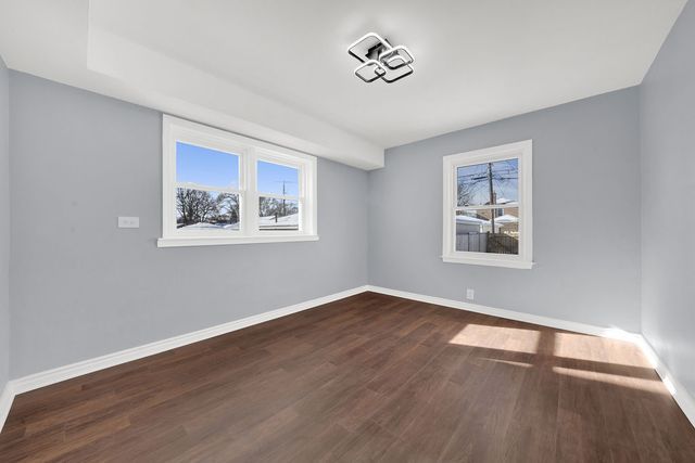 7944 S Talman Avenue, Chicago, IL 60652