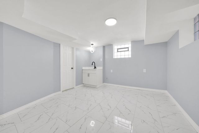 7944 S Talman Avenue, Chicago, IL 60652