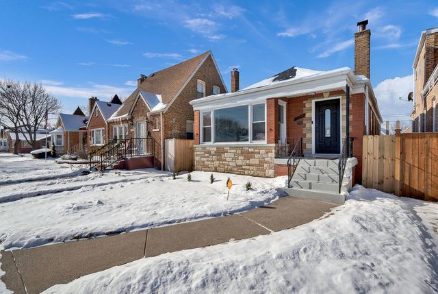 7944 S Talman Avenue, Chicago, IL 60652