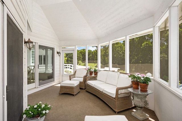 2255 French Creek Circle, Wayzata, MN 55391