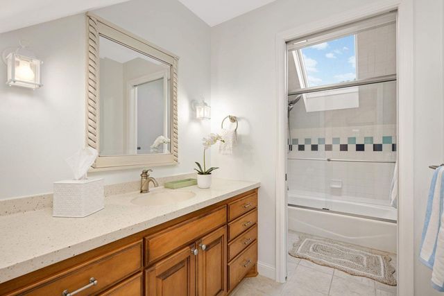 2255 French Creek Circle, Wayzata, MN 55391