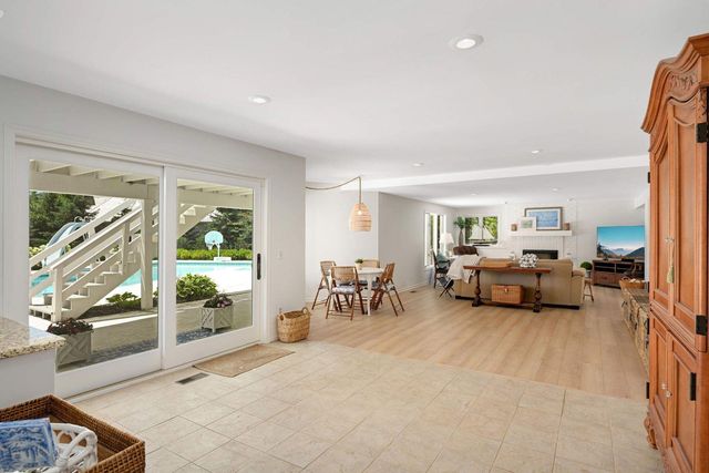 2255 French Creek Circle, Wayzata, MN 55391