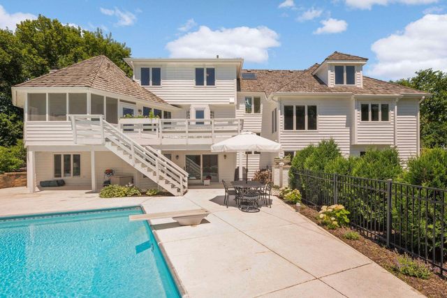 2255 French Creek Circle, Wayzata, MN 55391