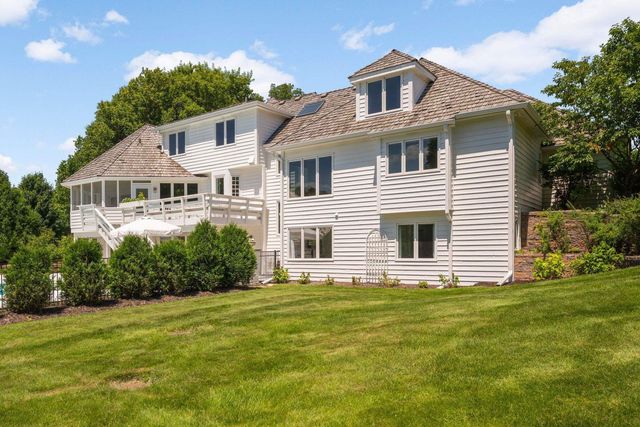 2255 French Creek Circle, Wayzata, MN 55391