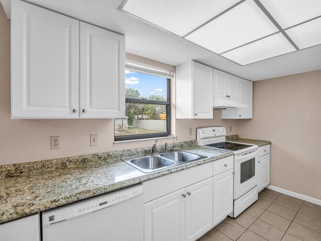 151 Cape Coral Parkway W 106, Cape Coral, FL 33914