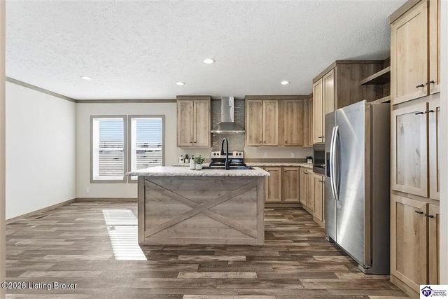 4368 Woodland Rd, Vine Grove, KY 40175