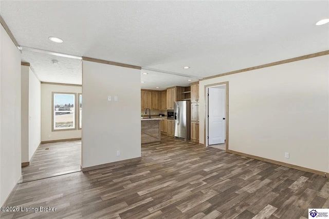 4368 Woodland Rd, Vine Grove, KY 40175