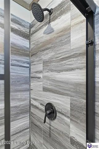 4368 Woodland Rd, Vine Grove, KY 40175