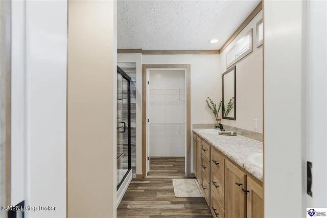 4368 Woodland Rd, Vine Grove, KY 40175