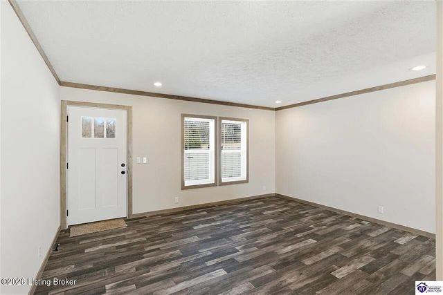 4368 Woodland Rd, Vine Grove, KY 40175