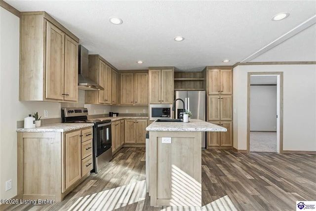 4368 Woodland Rd, Vine Grove, KY 40175