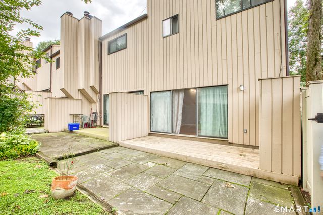 100 Hope Street 48, Stamford, CT 06906