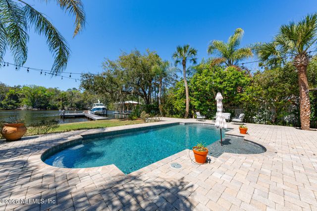 195 S ROSCOE Boulevard, Ponte Vedra Beach, FL 32082