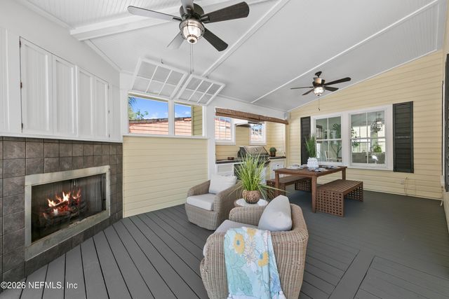 195 S ROSCOE Boulevard, Ponte Vedra Beach, FL 32082