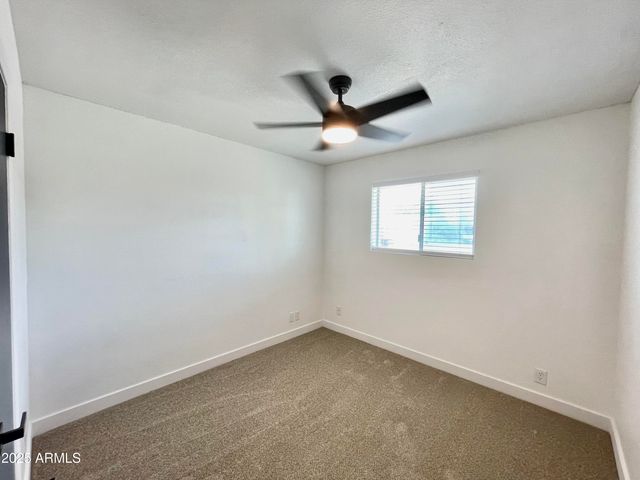 2213 E JANICE Way, Phoenix, AZ 85022