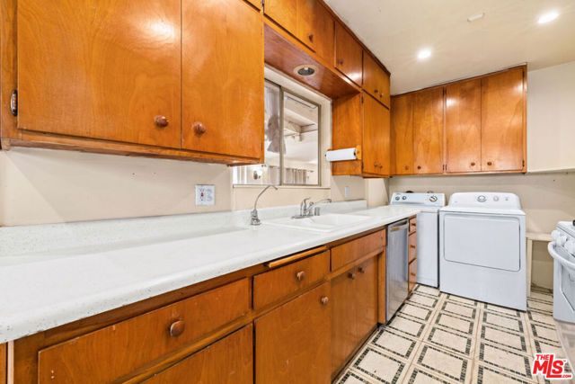 2530 W 154th Street, Gardena, CA 90249