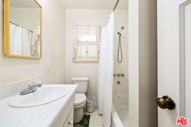 2530 W 154th Street, Gardena, CA 90249