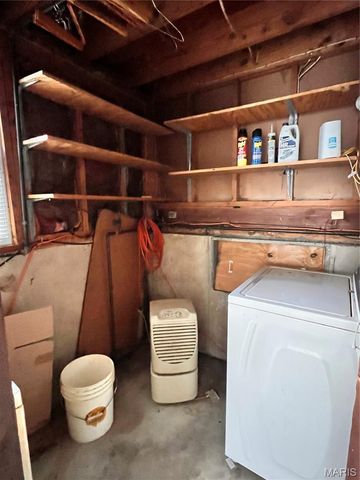 4208 Massabielle Drive, St Louis, MO 63129