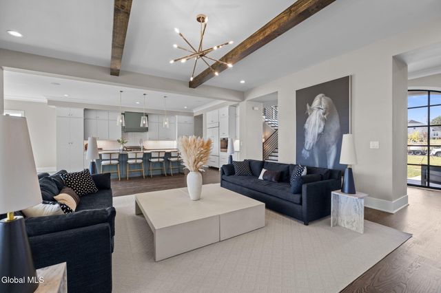 7 Gregory Court, Saratoga Springs, NY 12866