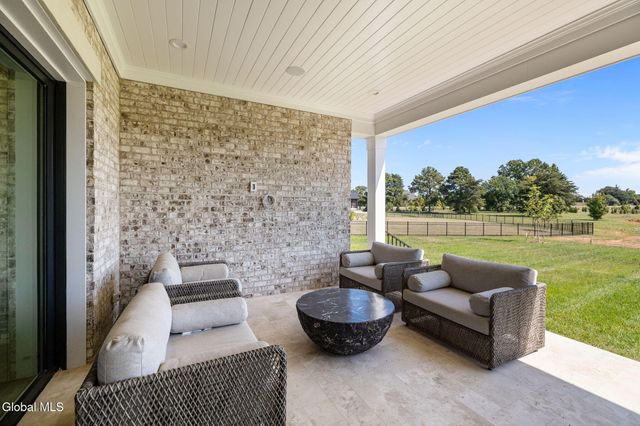 7 Gregory Court, Saratoga Springs, NY 12866