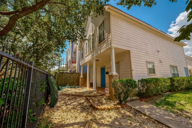 2810 Austin Street, Houston, TX 77004
