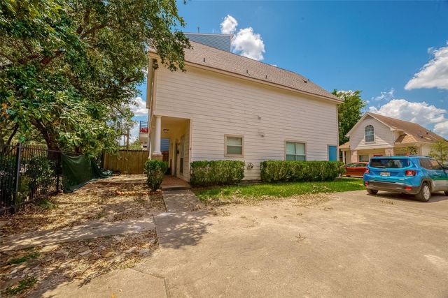 2810 Austin Street, Houston, TX 77004