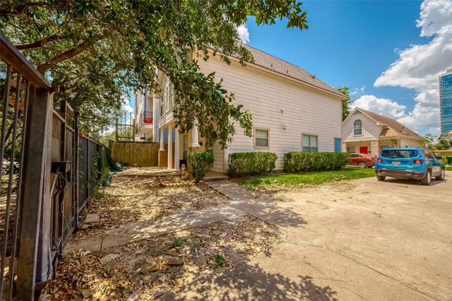 2810 Austin Street, Houston, TX 77004