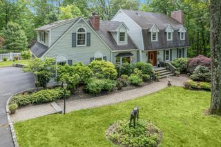 12 Woodland Court S, Bedford, NY 10506