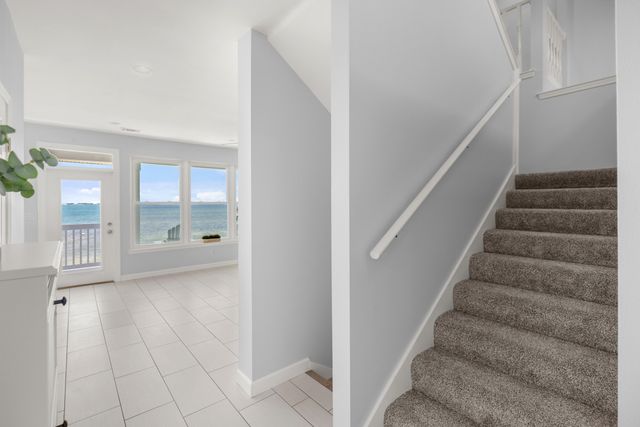 2005 Jessica Way, Navarre, FL 32566