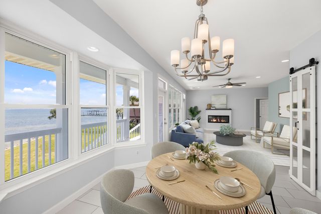 2005 Jessica Way, Navarre, FL 32566