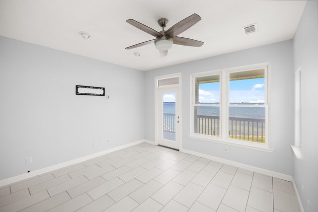 2005 Jessica Way, Navarre, FL 32566