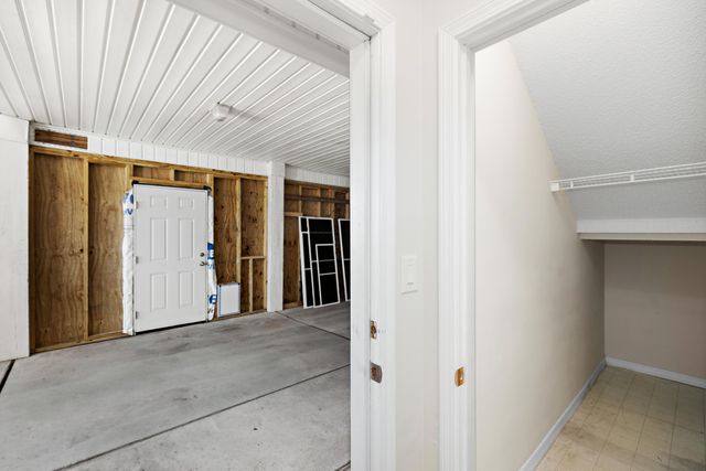 2005 Jessica Way, Navarre, FL 32566