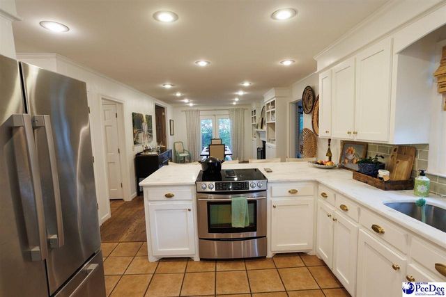 1859 Partridge Circle, Florence, SC 29505