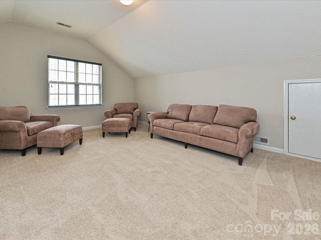 6719 Reedy Creek Road, Charlotte, NC 28215