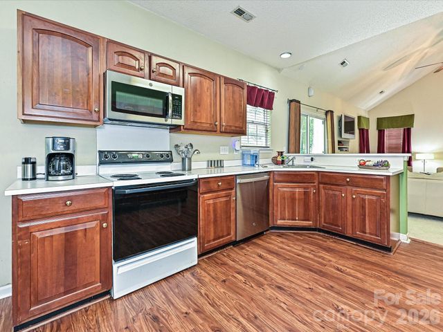 6719 Reedy Creek Road, Charlotte, NC 28215