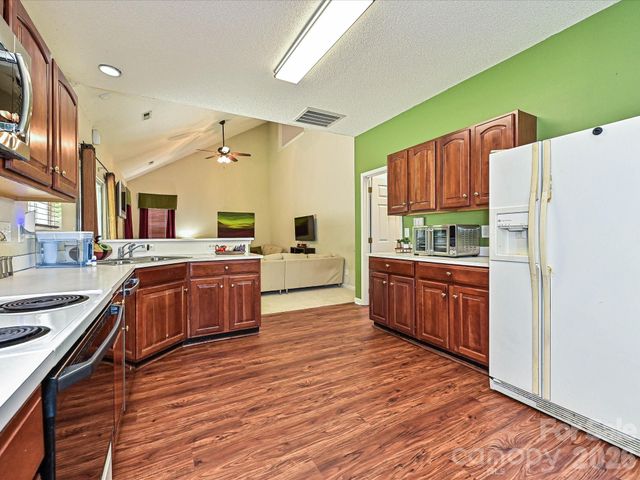 6719 Reedy Creek Road, Charlotte, NC 28215