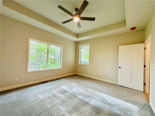 110 E Woodland Avenue, Lone Jack, MO 64070